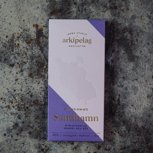 Sandhamn - Mjölkchoklad 40% med mandel och bär